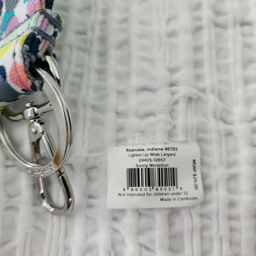 Vera Bradley Lighten Up Wide Lanyard Sunny Medallion Multicolor 29405-12657 NEW